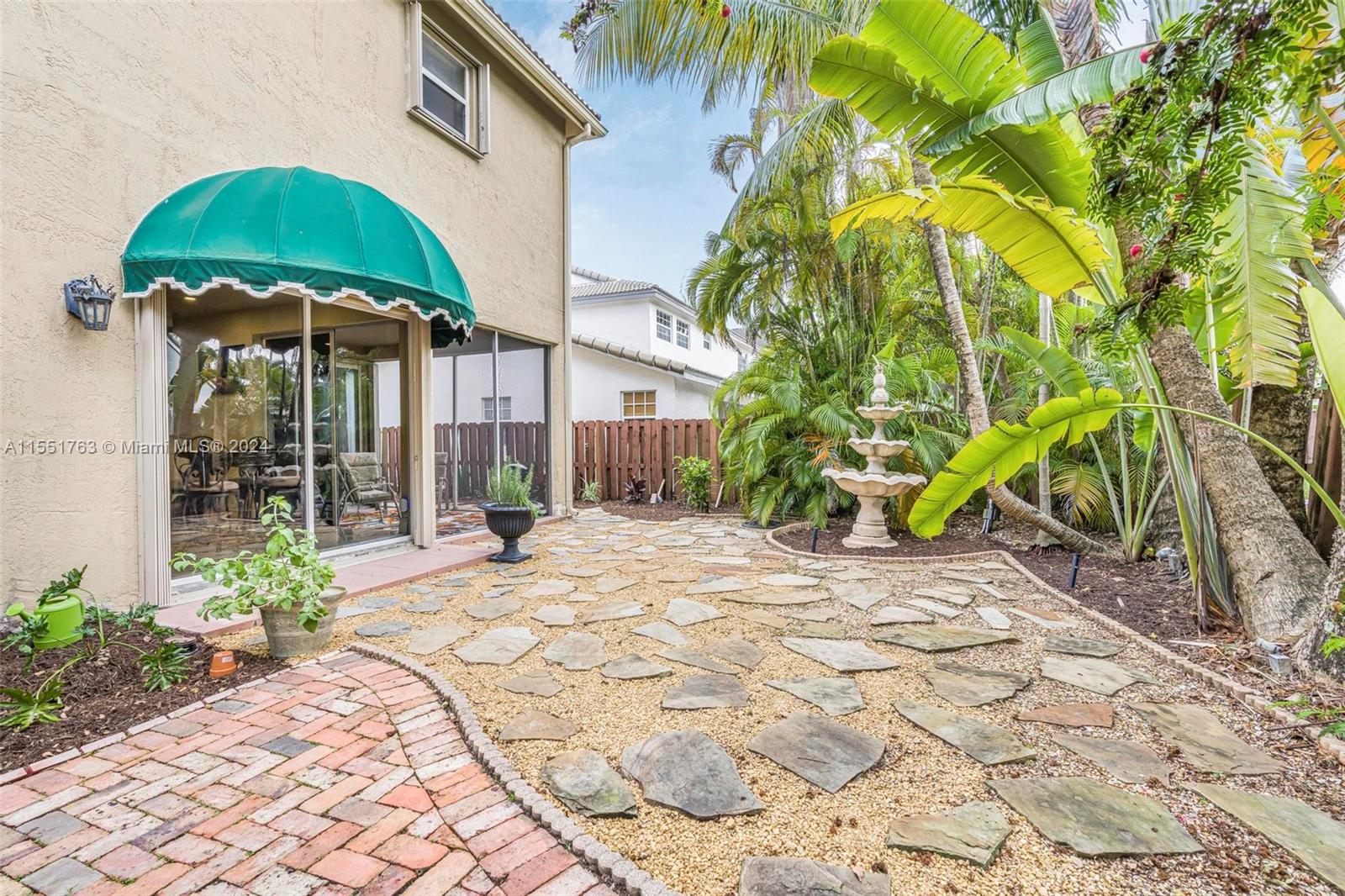 4270 SW 154th Pl, Miami, Florida 33185, 5 Bedrooms Bedrooms, ,4 BathroomsBathrooms,Residential,For Sale,4270 SW 154th Pl,A11551763