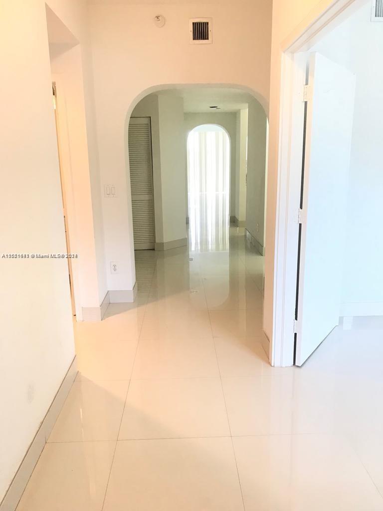 10720 NW 66th St 311, Doral, Florida 33178, 3 Bedrooms Bedrooms, ,2 BathroomsBathrooms,Residential,For Sale,10720 NW 66th St 311,A11551681