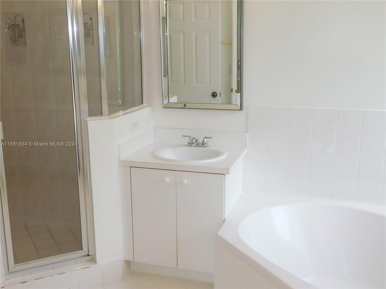 ROMAN TUB AND SHOWER