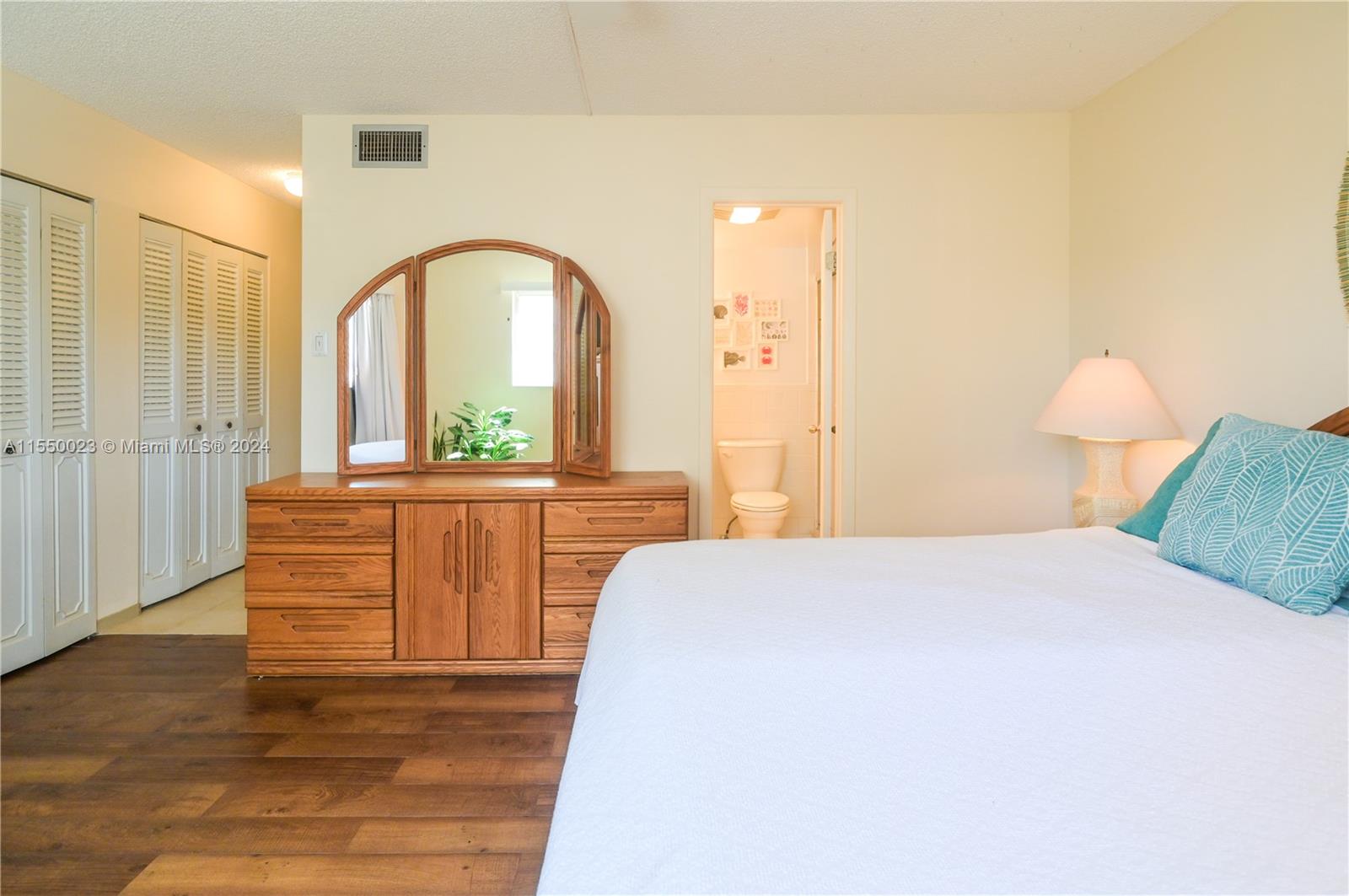 324 SE 10th St. 203, Dania Beach, Florida 33004, 2 Bedrooms Bedrooms, ,2 BathroomsBathrooms,Residential,For Sale,324 SE 10th St. 203,A11550023