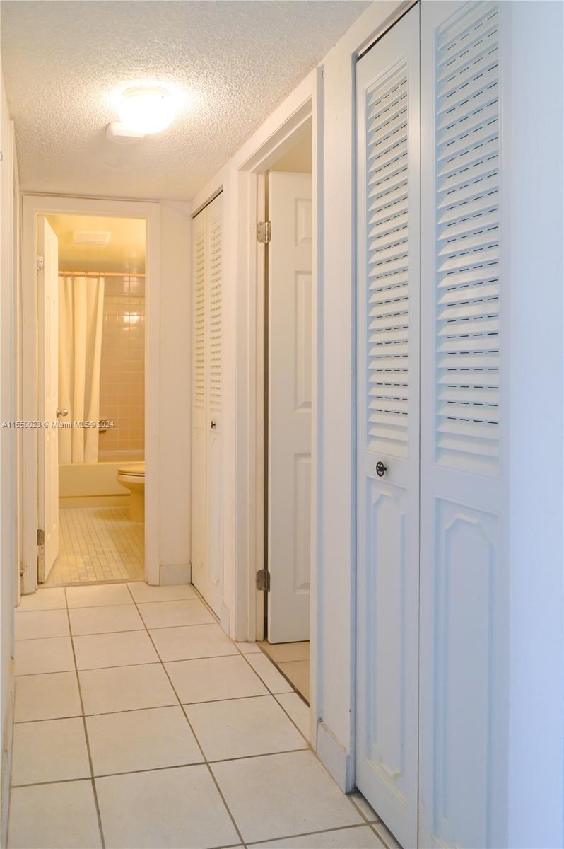 324 SE 10th St. 203, Dania Beach, Florida 33004, 2 Bedrooms Bedrooms, ,2 BathroomsBathrooms,Residential,For Sale,324 SE 10th St. 203,A11550023