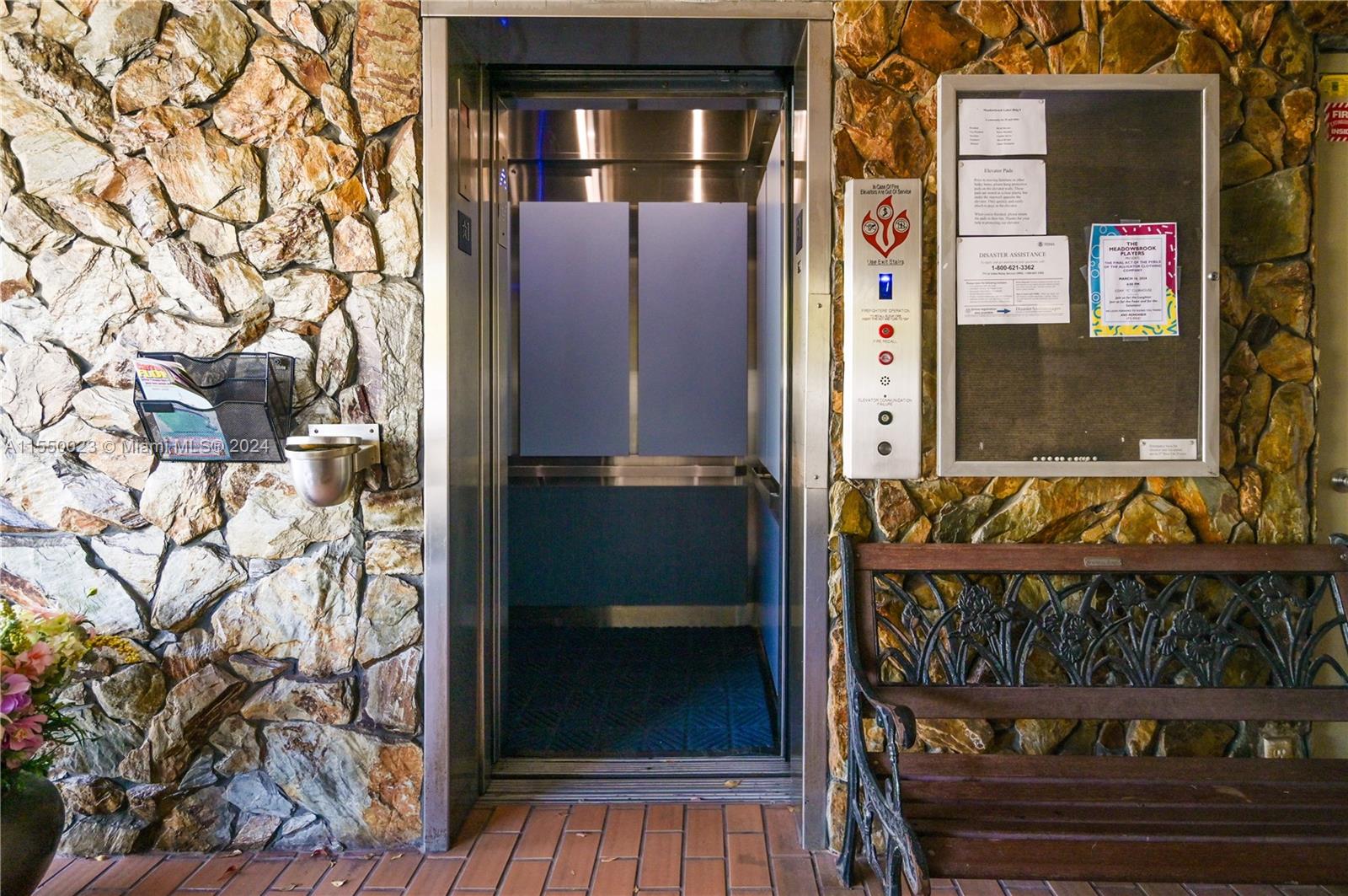 324 SE 10th St. 203, Dania Beach, Florida 33004, 2 Bedrooms Bedrooms, ,2 BathroomsBathrooms,Residential,For Sale,324 SE 10th St. 203,A11550023