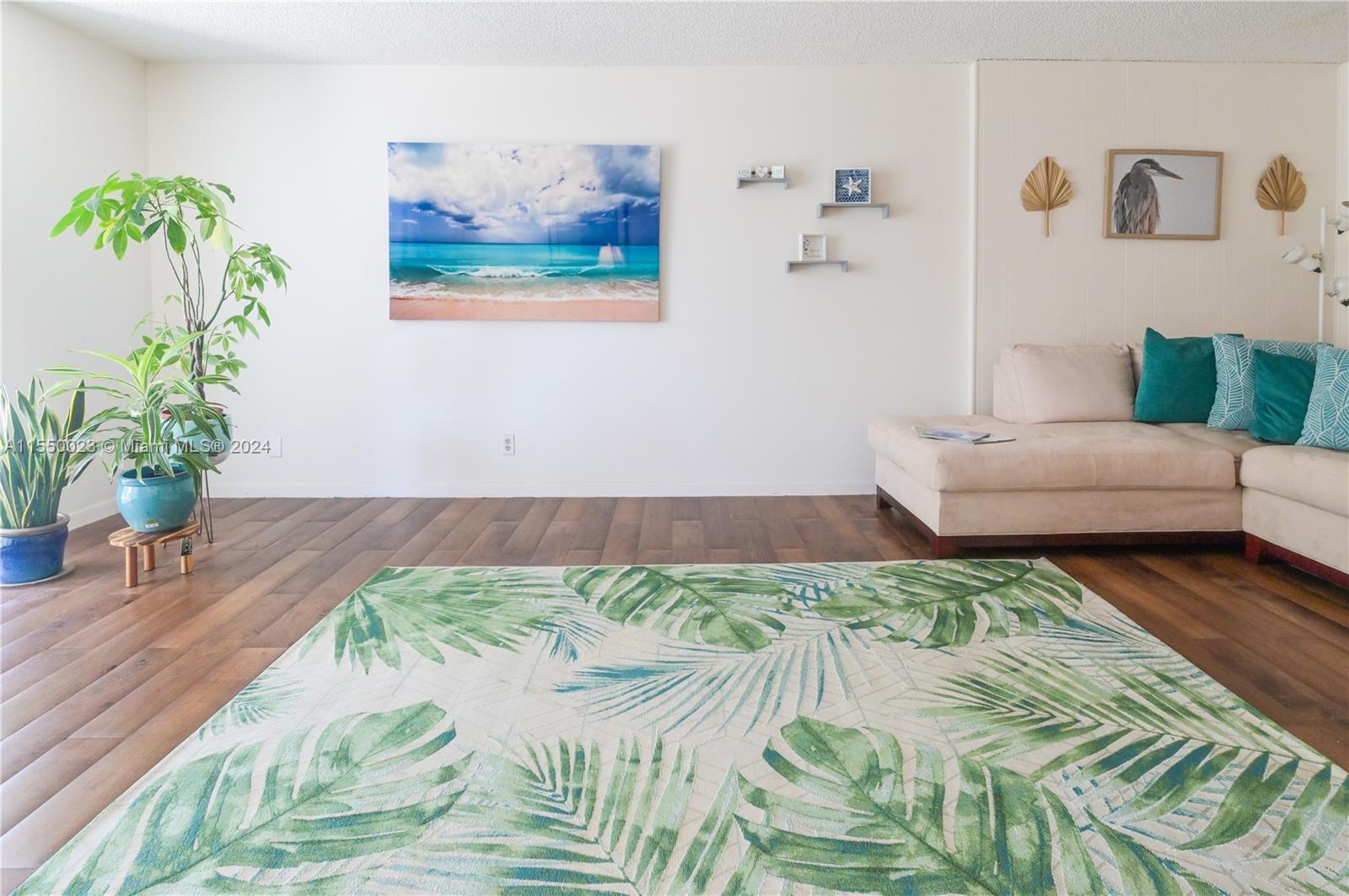 324 SE 10th St. 203, Dania Beach, Florida 33004, 2 Bedrooms Bedrooms, ,2 BathroomsBathrooms,Residential,For Sale,324 SE 10th St. 203,A11550023