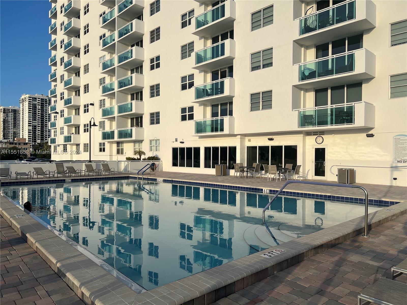 3000 S Ocean Dr 108, Hollywood, Florida 33019, 1 Bedroom Bedrooms, ,1 BathroomBathrooms,Residential,For Sale,3000 S Ocean Dr 108,A11551852