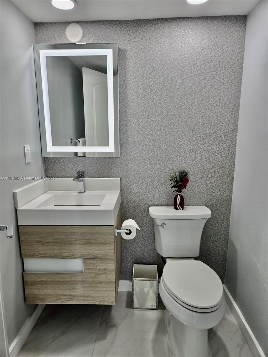 3000 S Ocean Dr 108, Hollywood, Florida 33019, 1 Bedroom Bedrooms, ,1 BathroomBathrooms,Residential,For Sale,3000 S Ocean Dr 108,A11551852