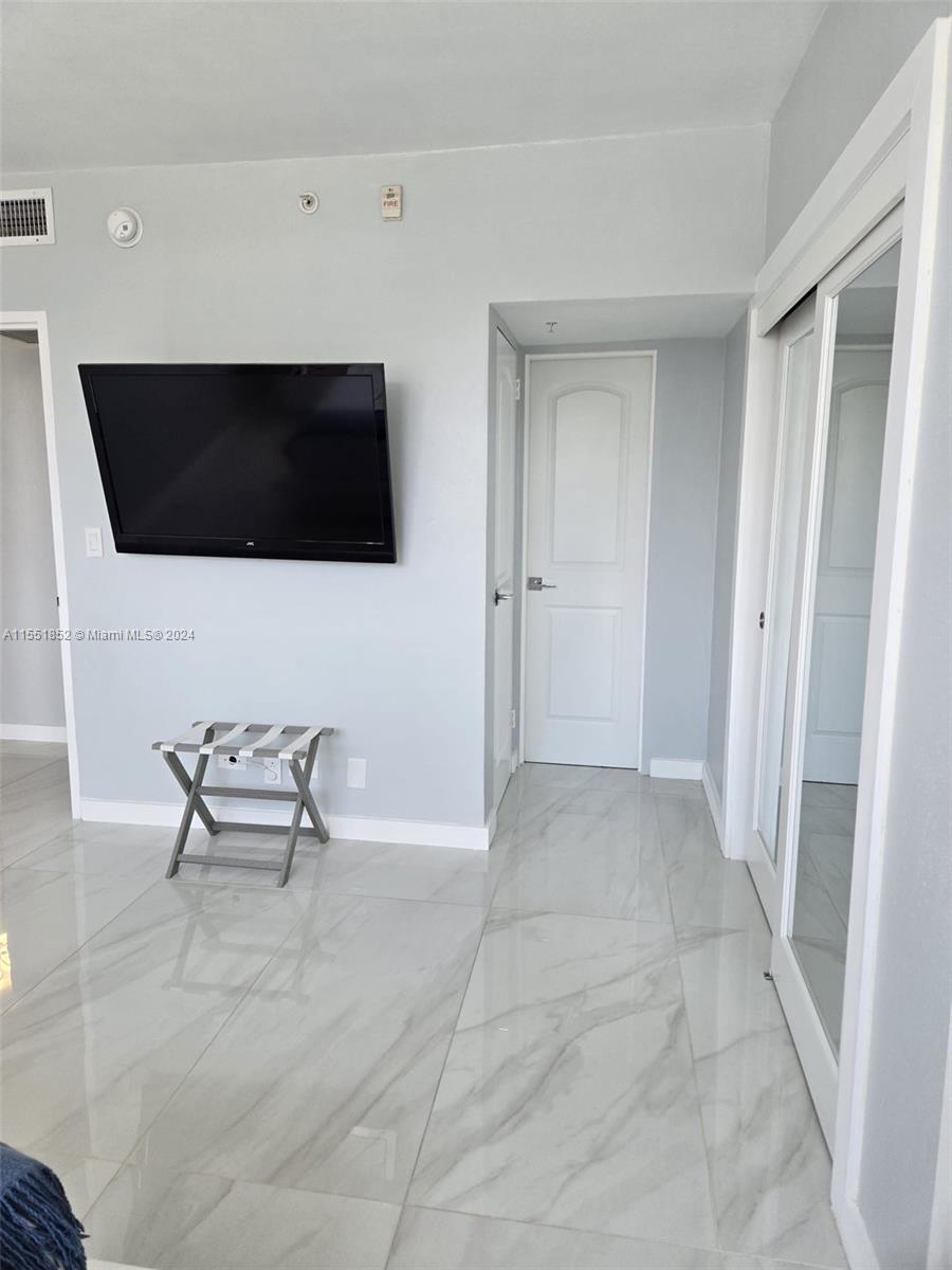 3000 S Ocean Dr 108, Hollywood, Florida 33019, 1 Bedroom Bedrooms, ,1 BathroomBathrooms,Residential,For Sale,3000 S Ocean Dr 108,A11551852