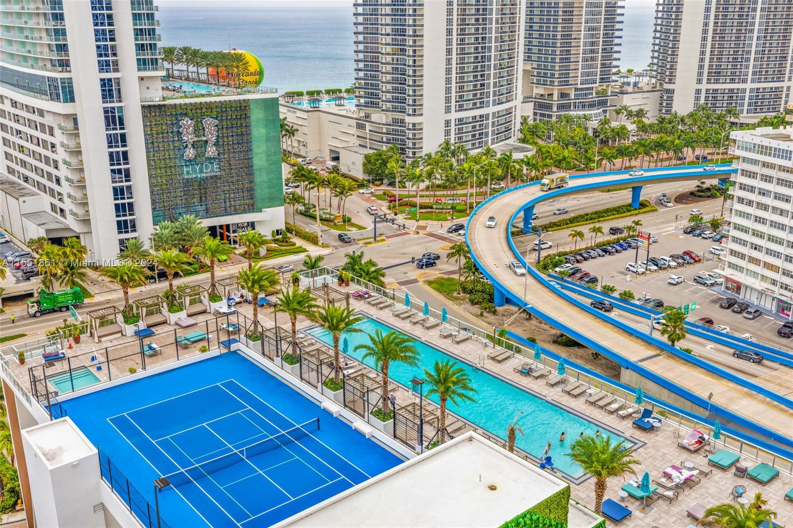 Hollywood, Florida 33019, 2 Bedrooms Bedrooms, ,2 BathroomsBathrooms,Residential,For Sale,A11551861