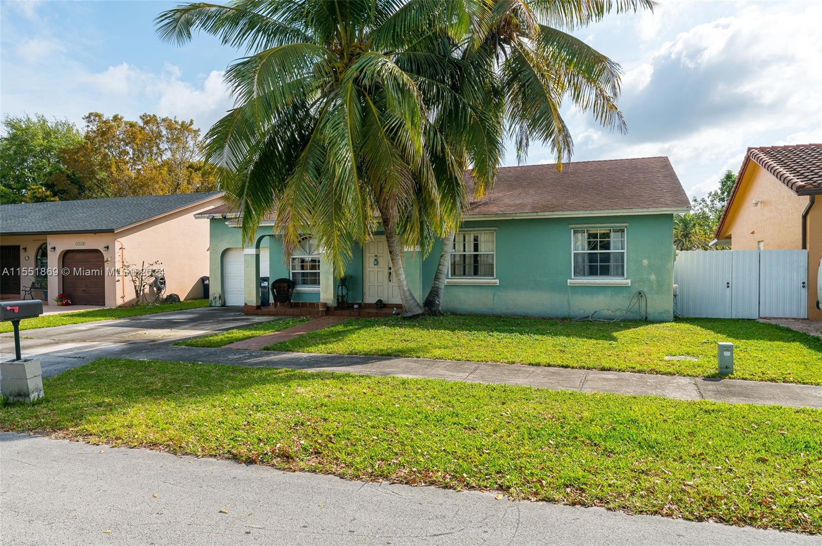 17361 SW 144th Ct  For Sale A11551869, FL