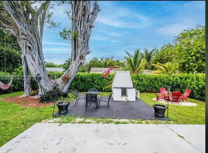 40 NW 65th St, Miami, Florida 33150, 3 Bedrooms Bedrooms, ,2 BathroomsBathrooms,Residentiallease,For Rent,40 NW 65th St,A11551859