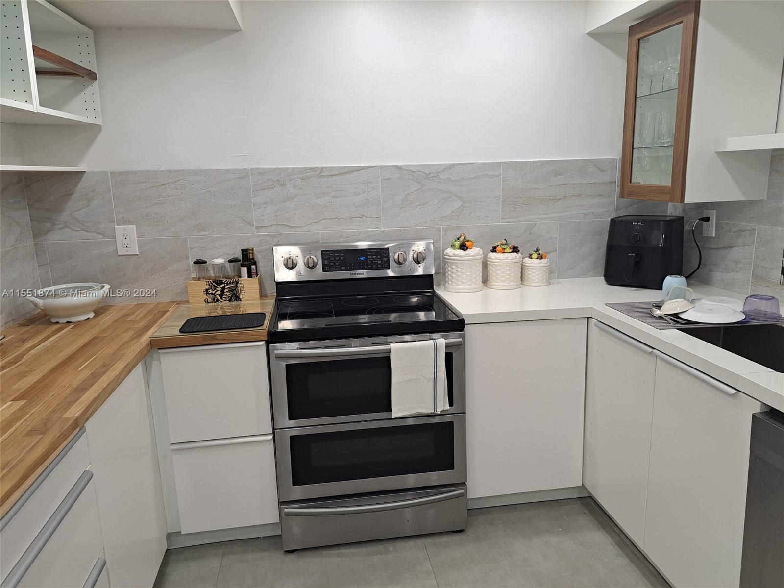 3081 NE 183rd Ln 81, Aventura, Florida 33160, 3 Bedrooms Bedrooms, ,3 BathroomsBathrooms,Residentiallease,For Rent,3081 NE 183rd Ln 81,A11551874