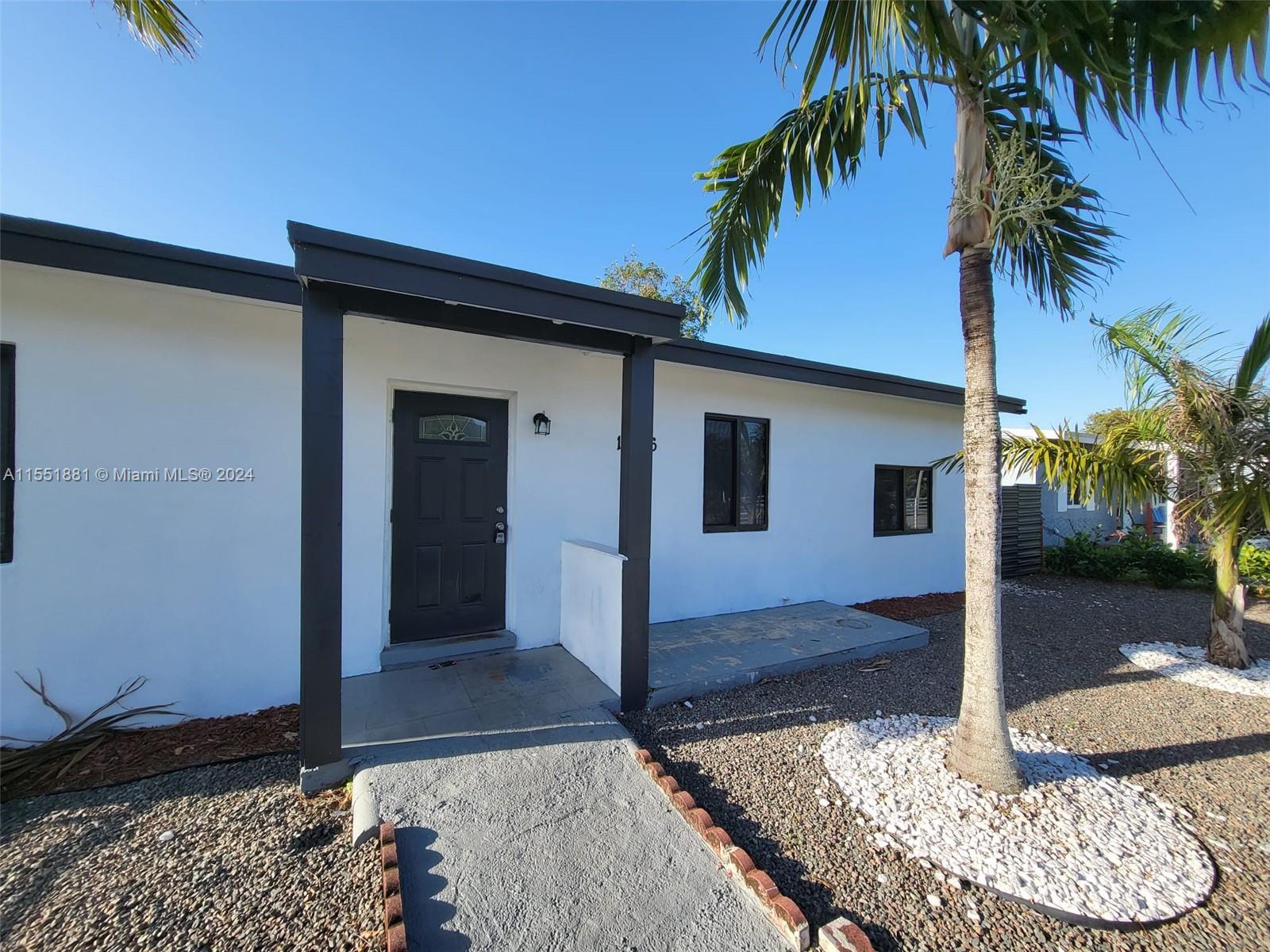 1106 NW 11th Ct 1, Fort Lauderdale, Florida 33311, 3 Bedrooms Bedrooms, ,2 BathroomsBathrooms,Residentiallease,For Rent,1106 NW 11th Ct 1,A11551881