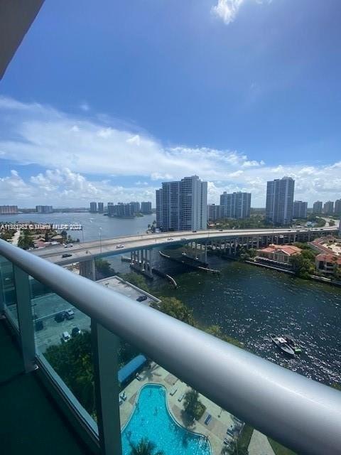 19390 Collins Ave PH-09, Sunny Isles Beach, Florida 33160, 1 Bedroom Bedrooms, ,1 BathroomBathrooms,Residentiallease,For Rent,19390 Collins Ave PH-09,A11551762