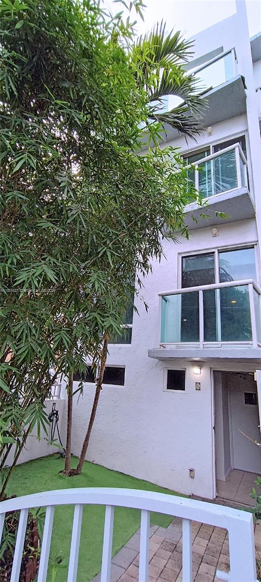 Rare opportunity to own a 3/3.5 townhouse in Miami Beach. Close to beach, South Beach, restaurants, shops, hospital and schools. Amazing location. Must see patio area. Impact windows and doors.