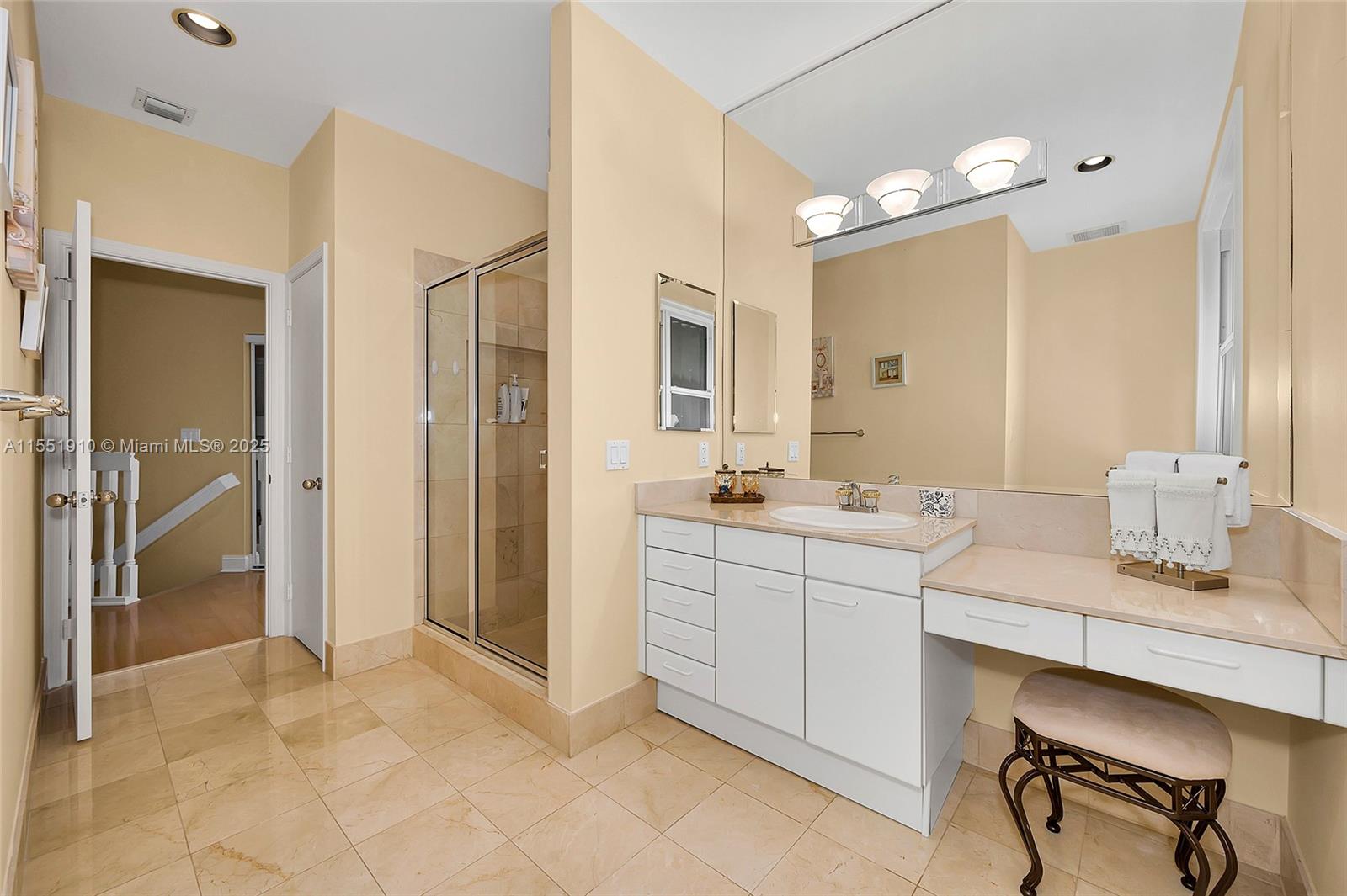 3733 NE 214th St 31, Aventura, Florida 33180, 4 Bedrooms Bedrooms, ,3 BathroomsBathrooms,Residential,For Sale,3733 NE 214th St 31,A11551910