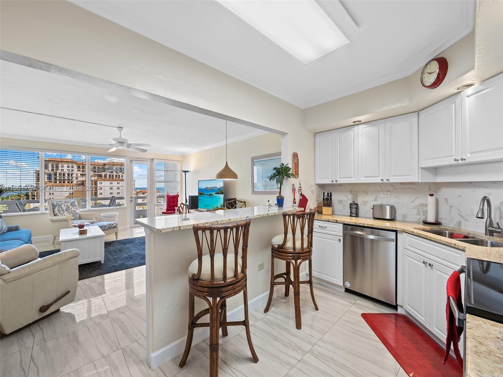 3111 N Ocean Dr 704, Hollywood, Florida 33019, 2 Bedrooms Bedrooms, ,2 BathroomsBathrooms,Residential,For Sale,3111 N Ocean Dr 704,A11551759