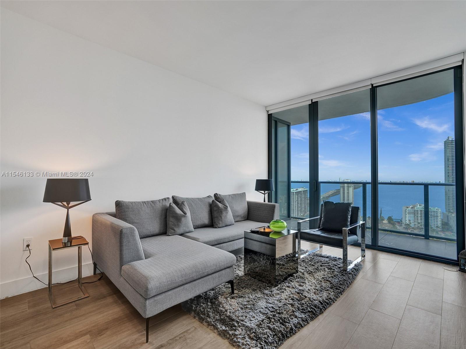 121 NE 34th St 2805, Miami, Florida 33137, 1 Bedroom Bedrooms, ,2 BathroomsBathrooms,Residentiallease,For Rent,121 NE 34th St 2805,A11546133