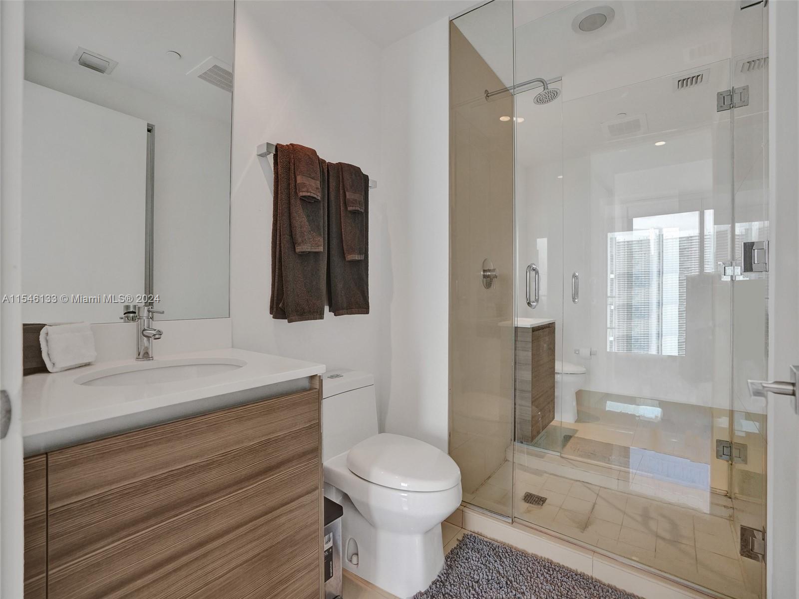 121 NE 34th St 2805, Miami, Florida 33137, 1 Bedroom Bedrooms, ,2 BathroomsBathrooms,Residentiallease,For Rent,121 NE 34th St 2805,A11546133