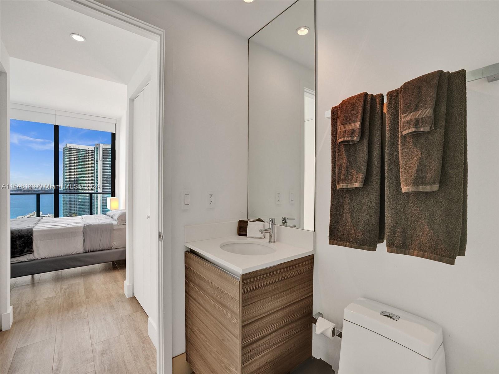 121 NE 34th St 2805, Miami, Florida 33137, 1 Bedroom Bedrooms, ,2 BathroomsBathrooms,Residentiallease,For Rent,121 NE 34th St 2805,A11546133