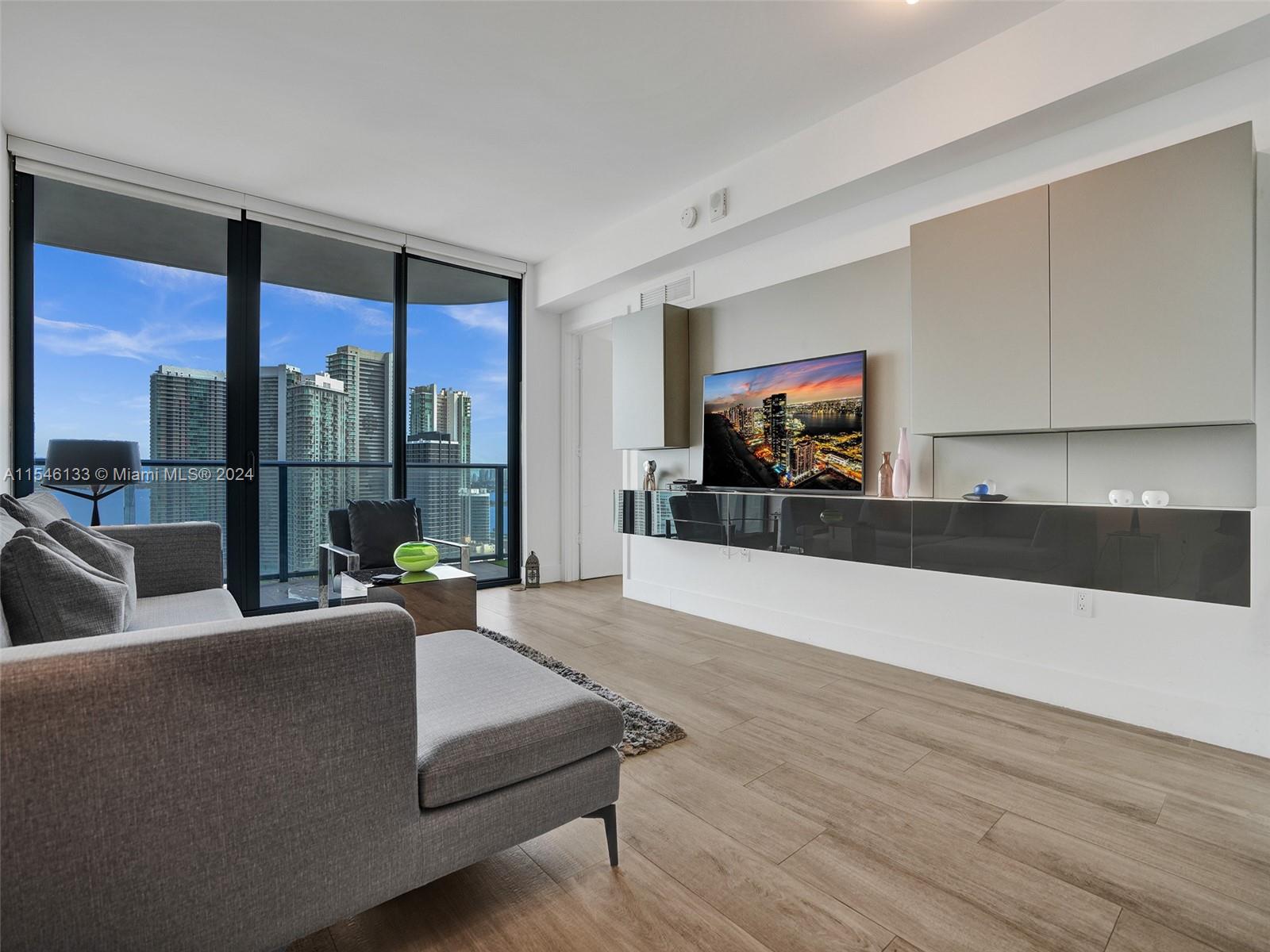 121 NE 34th St 2805, Miami, Florida 33137, 1 Bedroom Bedrooms, ,2 BathroomsBathrooms,Residentiallease,For Rent,121 NE 34th St 2805,A11546133