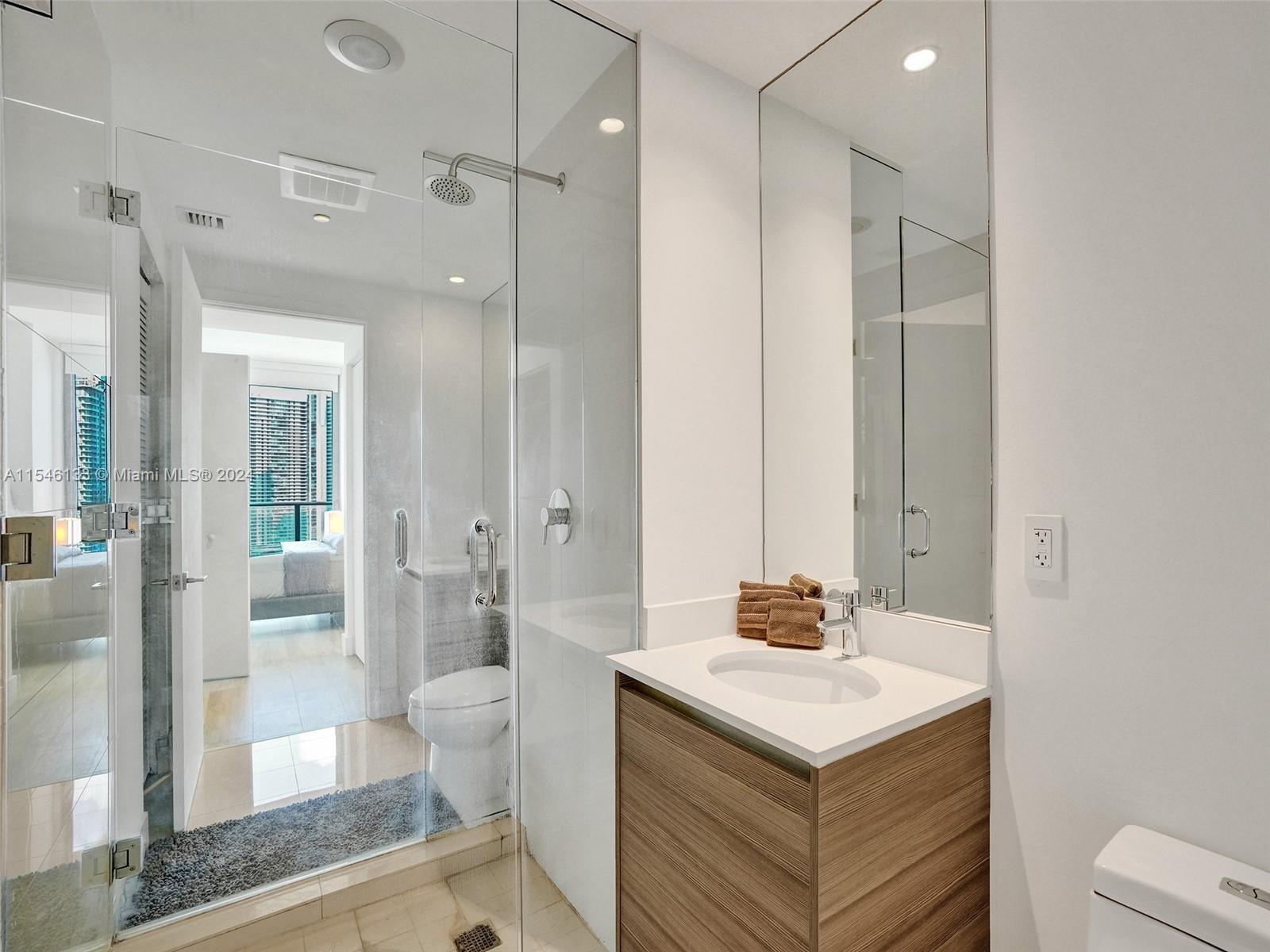 121 NE 34th St 2805, Miami, Florida 33137, 1 Bedroom Bedrooms, ,2 BathroomsBathrooms,Residentiallease,For Rent,121 NE 34th St 2805,A11546133