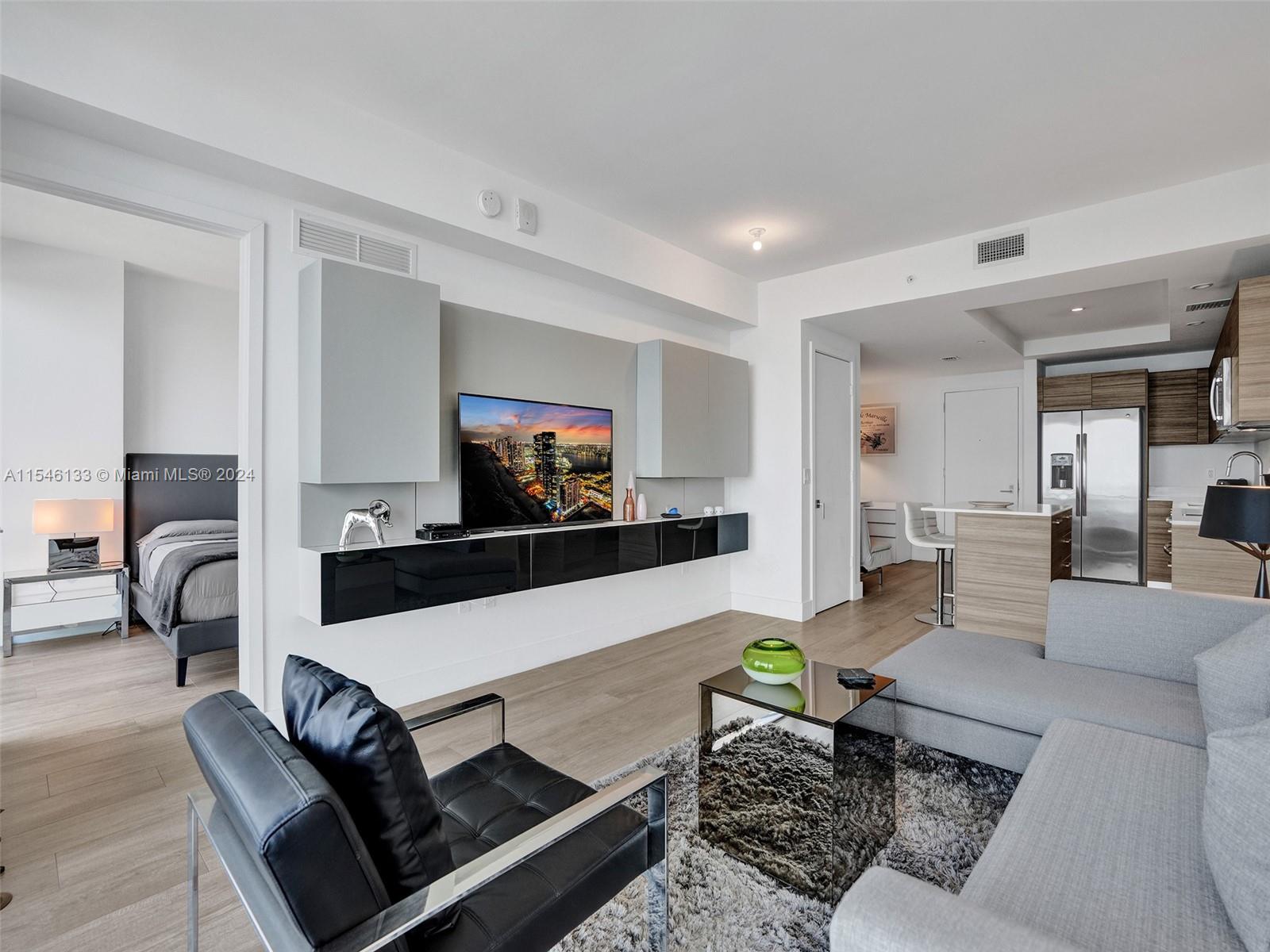 121 NE 34th St 2805, Miami, Florida 33137, 1 Bedroom Bedrooms, ,2 BathroomsBathrooms,Residentiallease,For Rent,121 NE 34th St 2805,A11546133