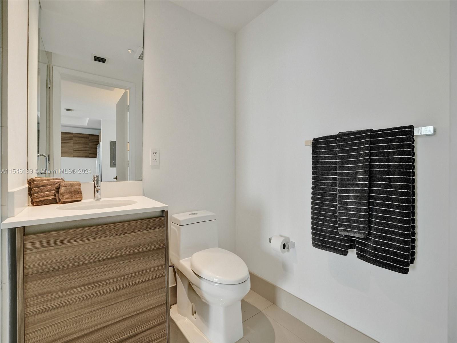 121 NE 34th St 2805, Miami, Florida 33137, 1 Bedroom Bedrooms, ,2 BathroomsBathrooms,Residentiallease,For Rent,121 NE 34th St 2805,A11546133