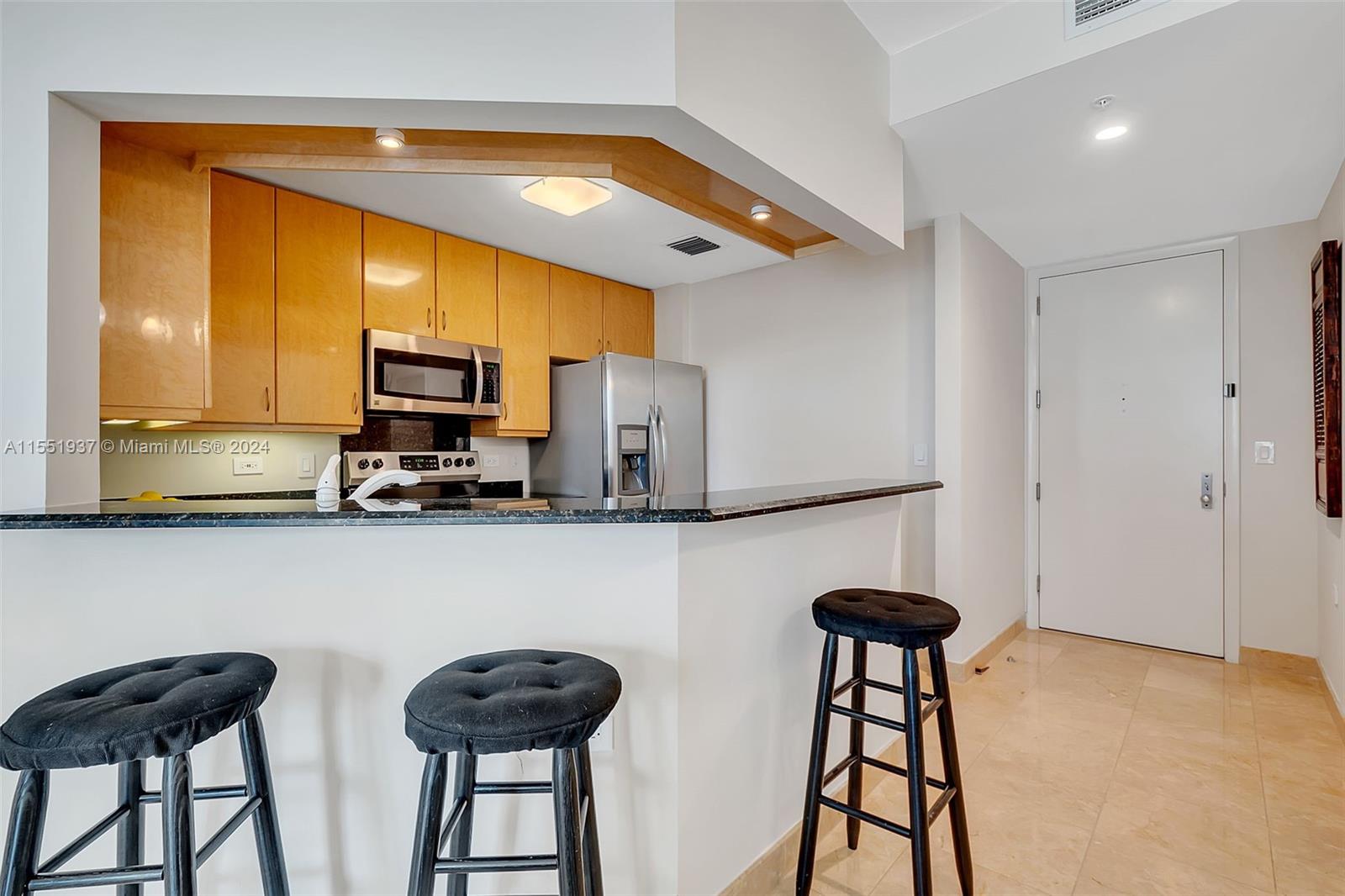 801 Brickell Key Blvd 407, Miami, Florida 33131, 1 Bedroom Bedrooms, ,1 BathroomBathrooms,Residential,For Sale,801 Brickell Key Blvd 407,A11551937