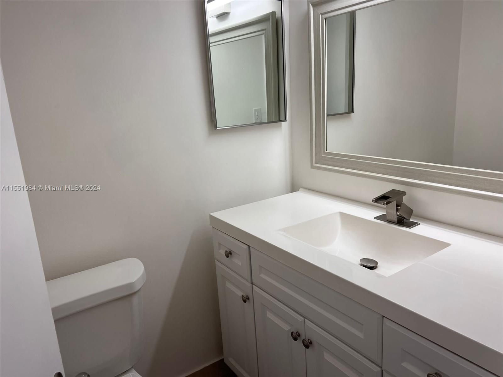 3800 S Ocean Dr 1808, Hollywood, Florida 33019, 1 Bedroom Bedrooms, ,1 BathroomBathrooms,Residentiallease,For Rent,3800 S Ocean Dr 1808,A11551984