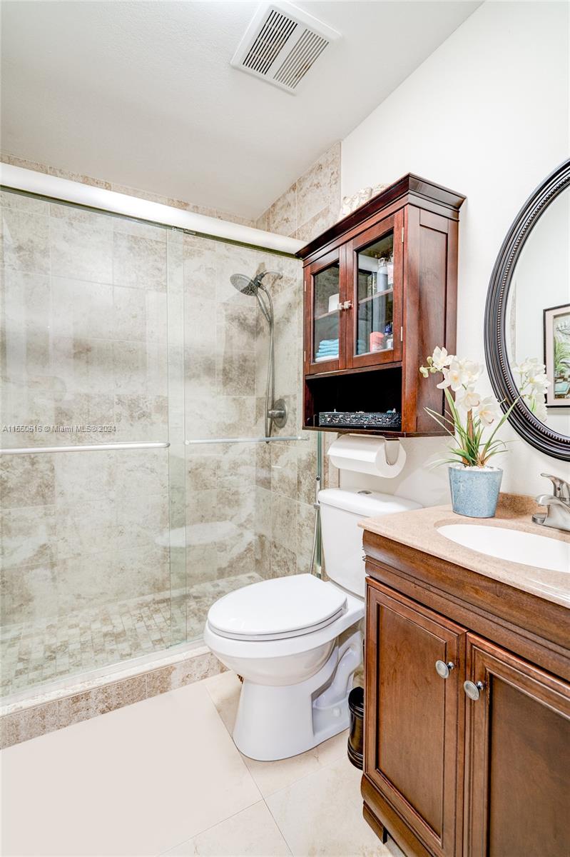 19909 NW 67th Ct, Hialeah, Florida 33015, 3 Bedrooms Bedrooms, 5 Rooms Rooms,2 BathroomsBathrooms,Residential,For Sale,19909 NW 67th Ct,A11550516