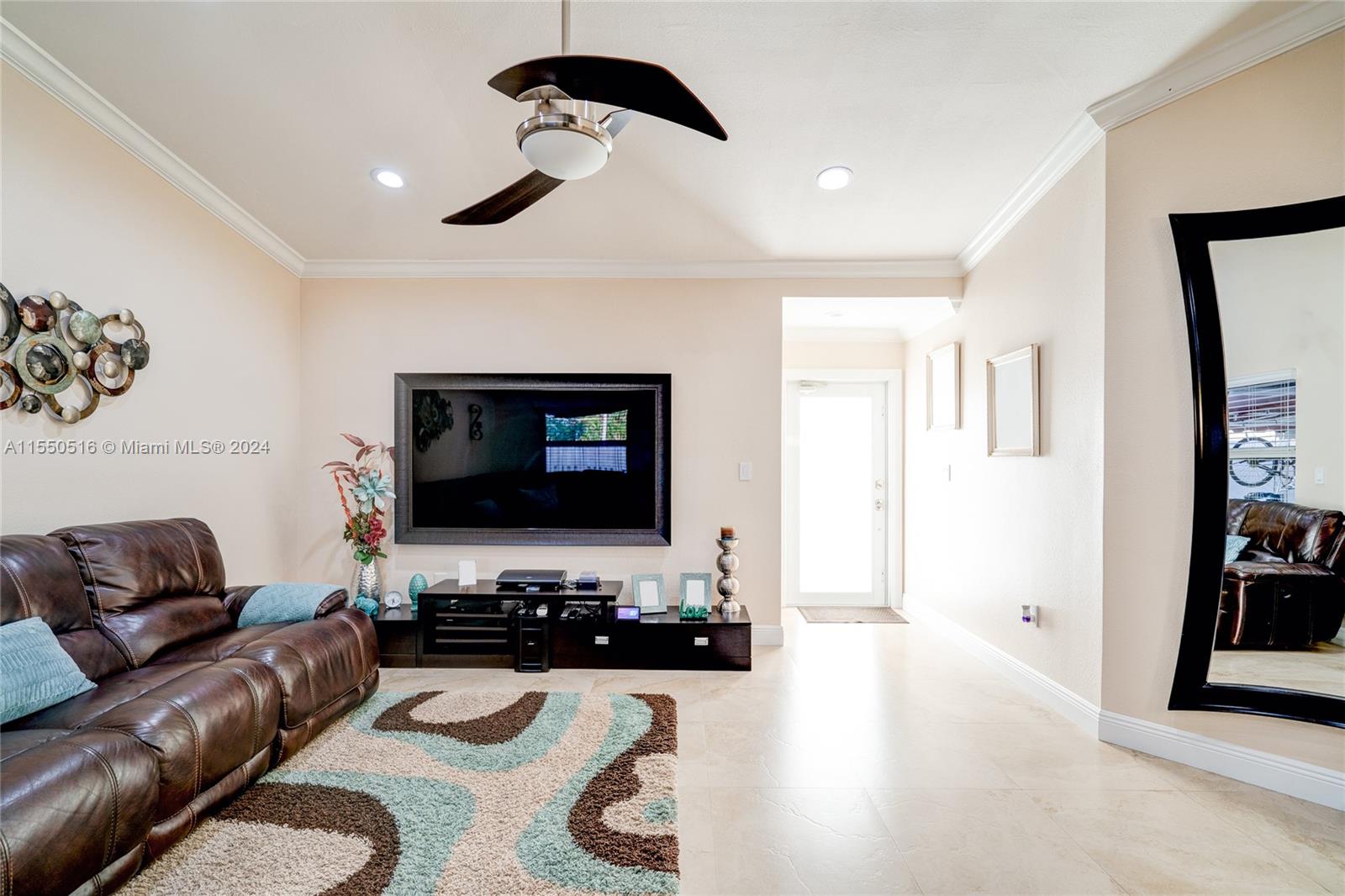 19909 NW 67th Ct, Hialeah, Florida 33015, 3 Bedrooms Bedrooms, 5 Rooms Rooms,2 BathroomsBathrooms,Residential,For Sale,19909 NW 67th Ct,A11550516