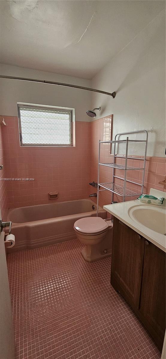 835 Meridian Ave 12-A, Miami Beach, Florida 33139, 1 Bedroom Bedrooms, ,1 BathroomBathrooms,Residential,For Sale,835 Meridian Ave 12-A,A11552013