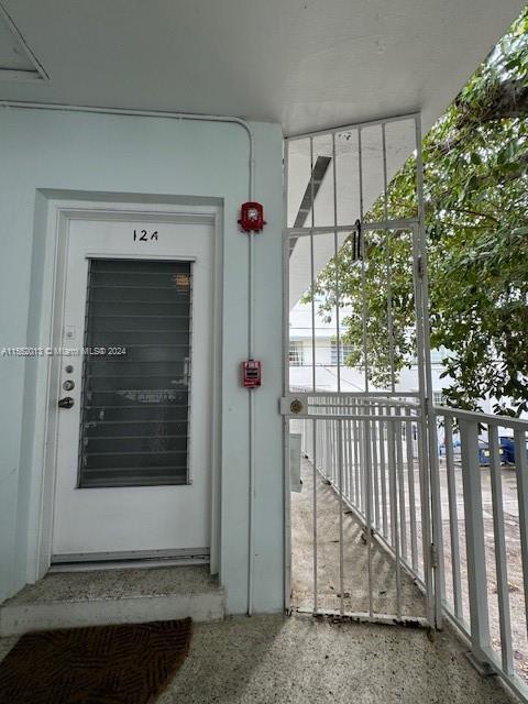 835 Meridian Ave 12-A, Miami Beach, Florida 33139, 1 Bedroom Bedrooms, ,1 BathroomBathrooms,Residential,For Sale,835 Meridian Ave 12-A,A11552013