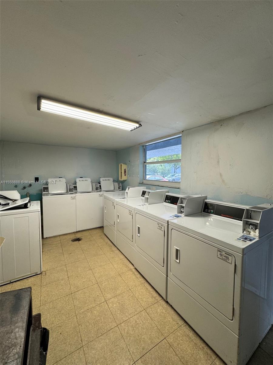 210 Fontainebleau Blvd 403, Miami, Florida 33172, 2 Bedrooms Bedrooms, ,1 BathroomBathrooms,Residential,For Sale,210 Fontainebleau Blvd 403,A11550888