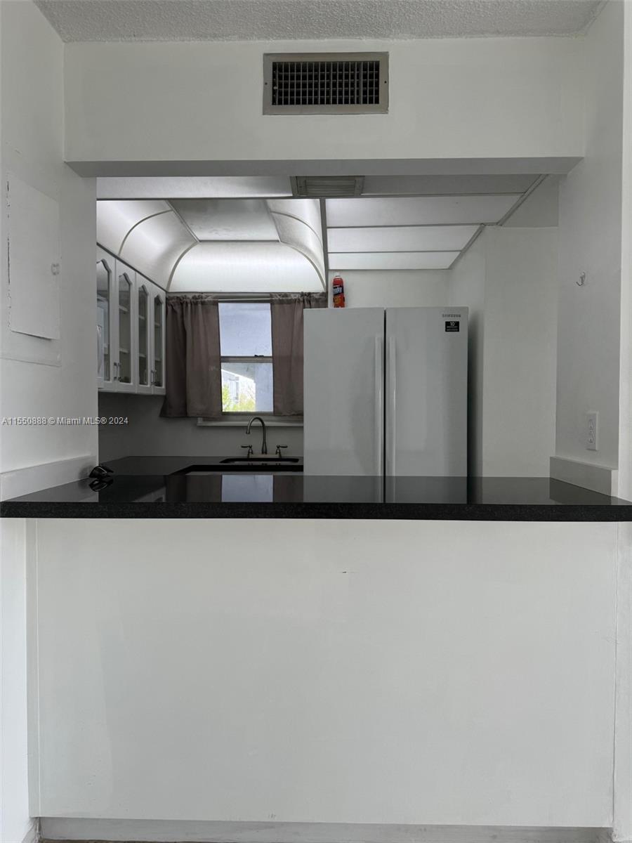 210 Fontainebleau Blvd 403, Miami, Florida 33172, 2 Bedrooms Bedrooms, ,1 BathroomBathrooms,Residential,For Sale,210 Fontainebleau Blvd 403,A11550888