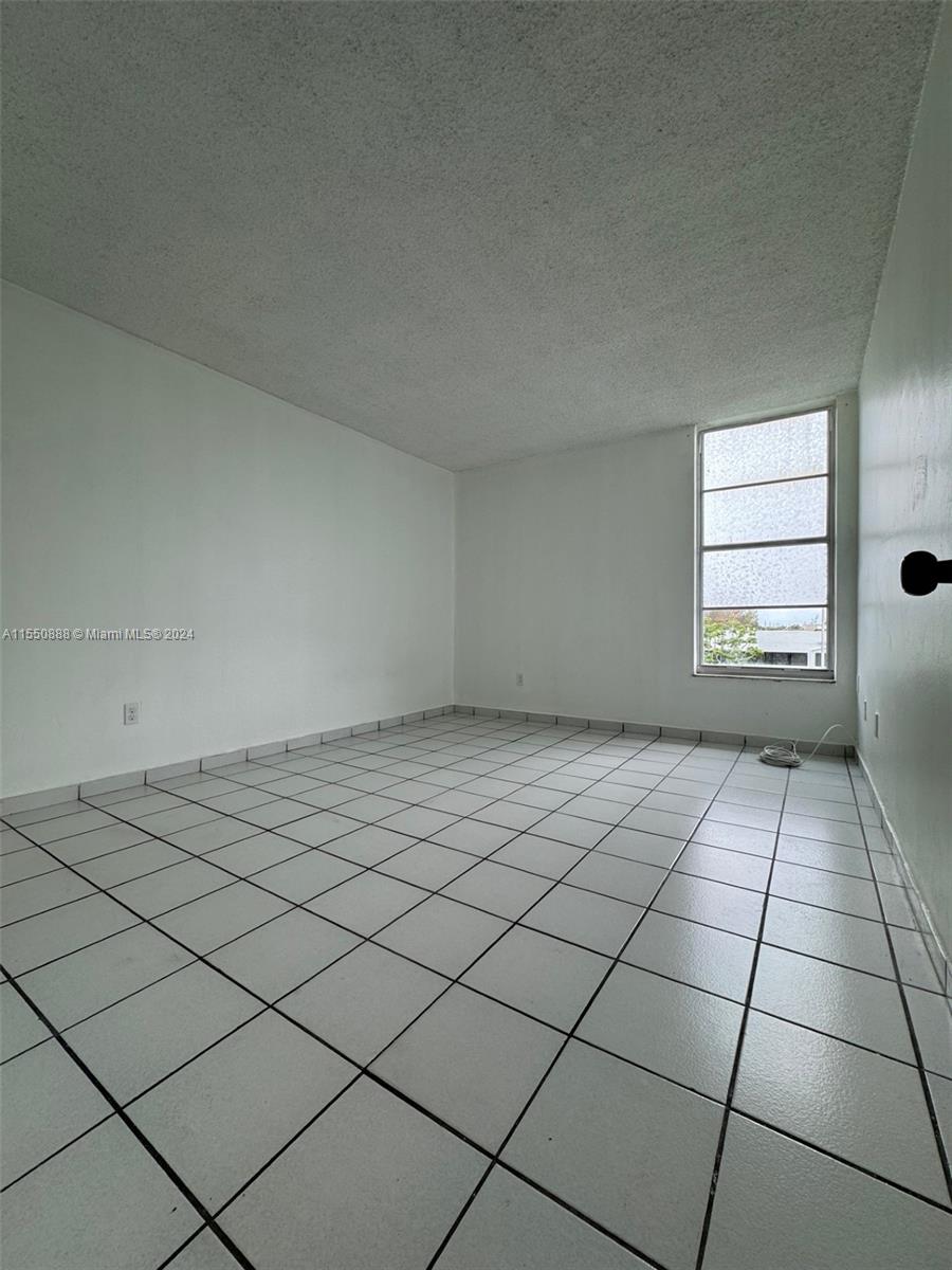 210 Fontainebleau Blvd 403, Miami, Florida 33172, 2 Bedrooms Bedrooms, ,1 BathroomBathrooms,Residential,For Sale,210 Fontainebleau Blvd 403,A11550888
