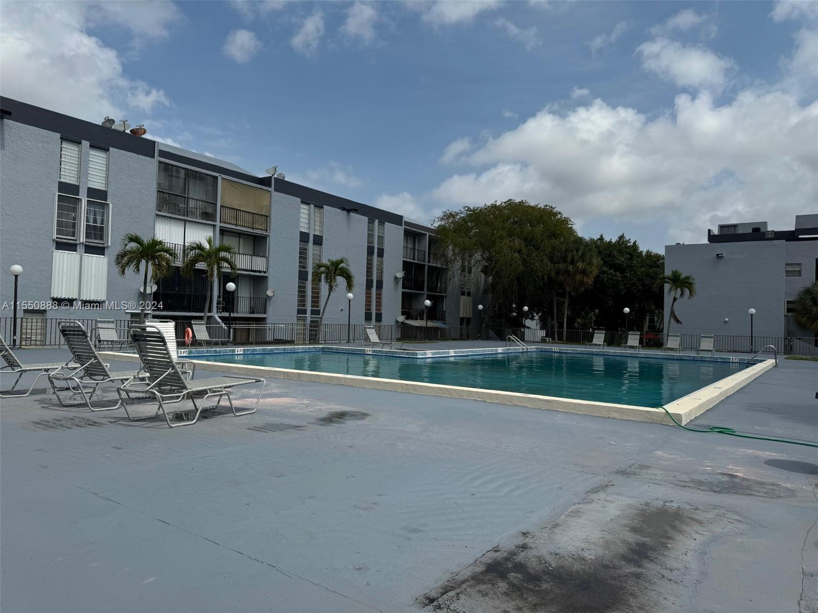 210 Fontainebleau Blvd 403, Miami, Florida 33172, 2 Bedrooms Bedrooms, ,1 BathroomBathrooms,Residential,For Sale,210 Fontainebleau Blvd 403,A11550888