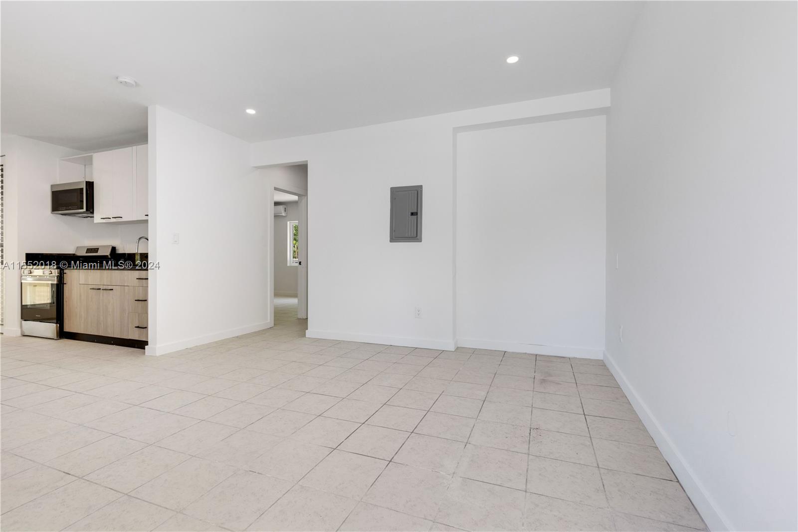 7800 NE 10th Ct 4, Miami, Florida 33138, 1 Bedroom Bedrooms, ,1 BathroomBathrooms,Residentiallease,For Rent,7800 NE 10th Ct 4,A11552018