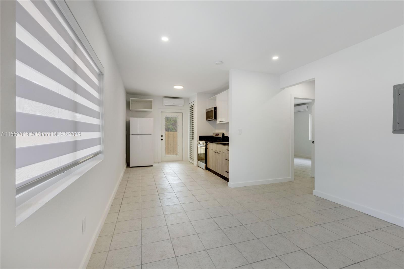 7800 NE 10th Ct 4, Miami, Florida 33138, 1 Bedroom Bedrooms, ,1 BathroomBathrooms,Residentiallease,For Rent,7800 NE 10th Ct 4,A11552018