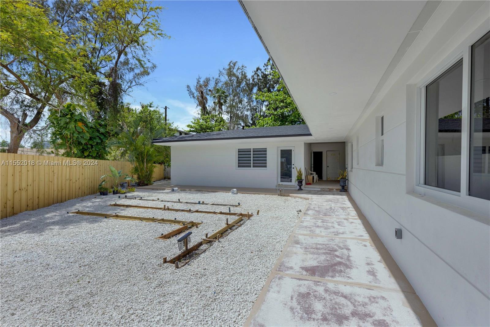 7800 NE 10th Ct 4, Miami, Florida 33138, 1 Bedroom Bedrooms, ,1 BathroomBathrooms,Residentiallease,For Rent,7800 NE 10th Ct 4,A11552018