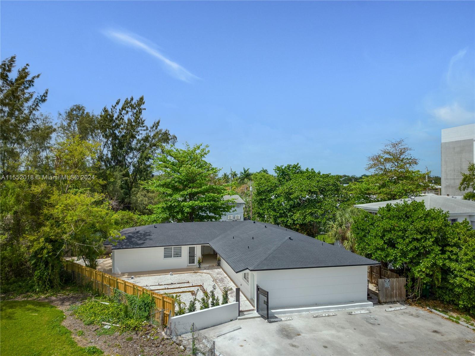 7800 NE 10th Ct 4, Miami, Florida 33138, 1 Bedroom Bedrooms, ,1 BathroomBathrooms,Residentiallease,For Rent,7800 NE 10th Ct 4,A11552018