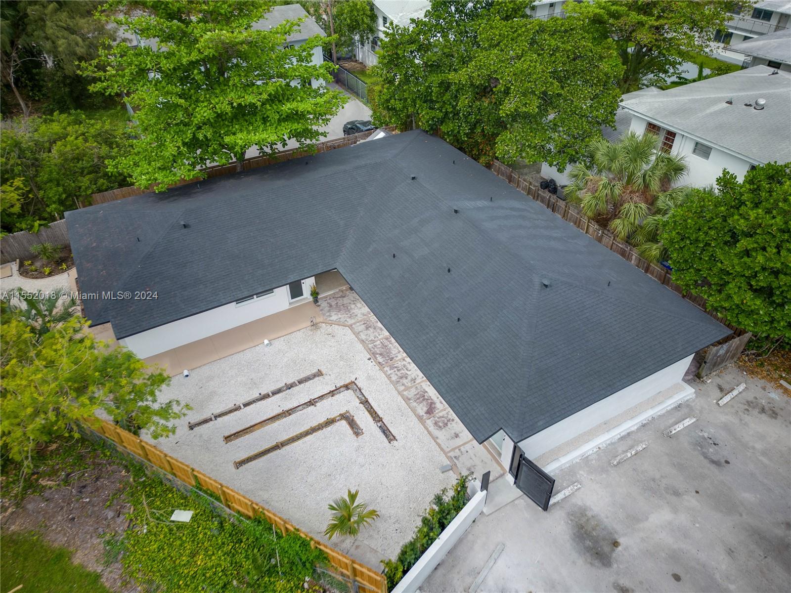 7800 NE 10th Ct 4, Miami, Florida 33138, 1 Bedroom Bedrooms, ,1 BathroomBathrooms,Residentiallease,For Rent,7800 NE 10th Ct 4,A11552018