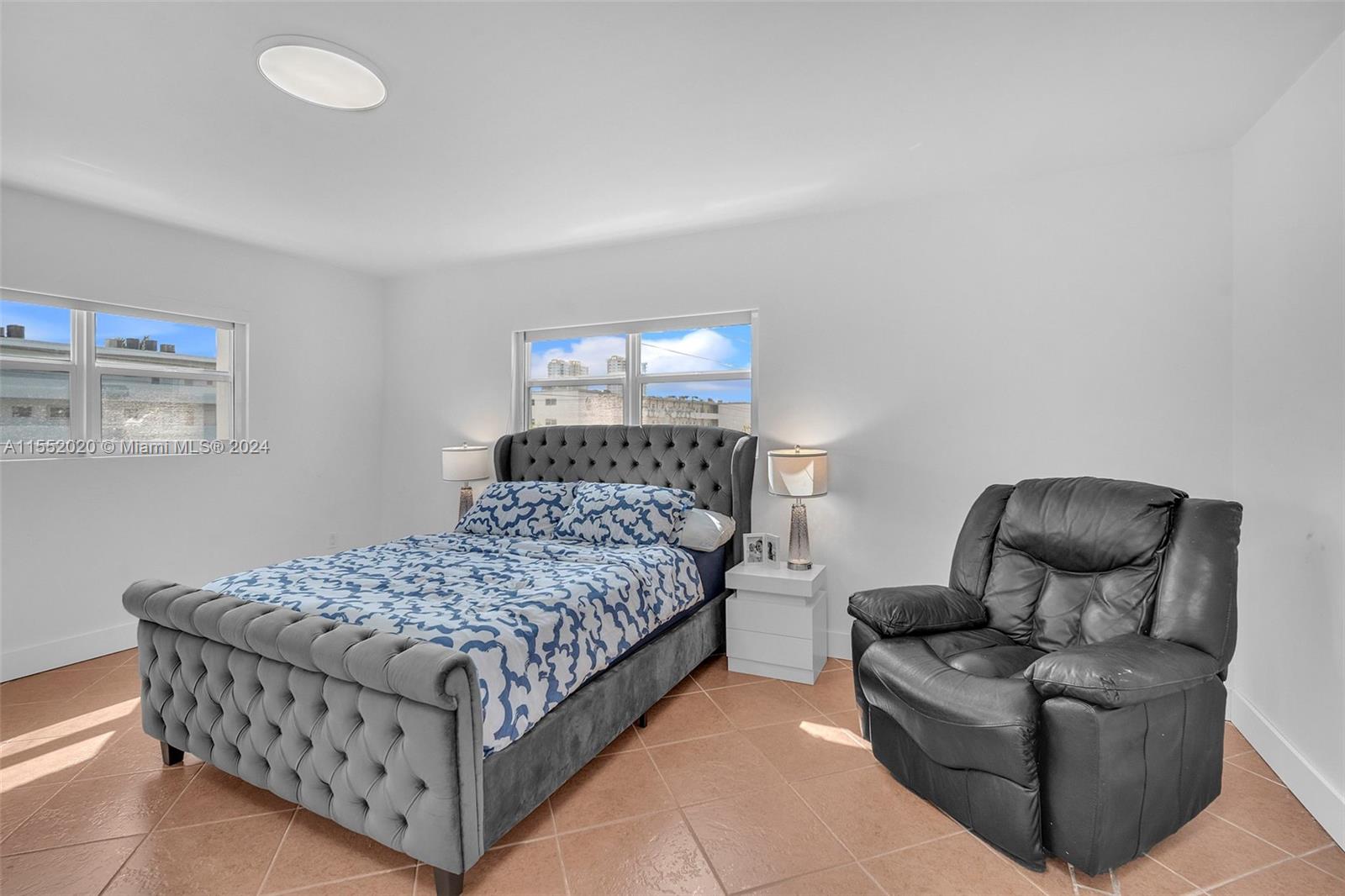 619 NE 14th Ave 401, Hallandale Beach, Florida 33009, 2 Bedrooms Bedrooms, ,2 BathroomsBathrooms,Residential,For Sale,619 NE 14th Ave 401,A11552020