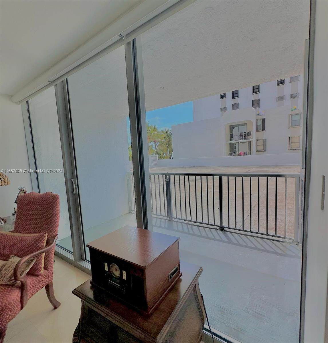 2655 Collins Ave 410, Miami Beach, Florida 33140, 2 Bedrooms Bedrooms, ,1 BathroomBathrooms,Residential,For Sale,2655 Collins Ave 410,A11552035