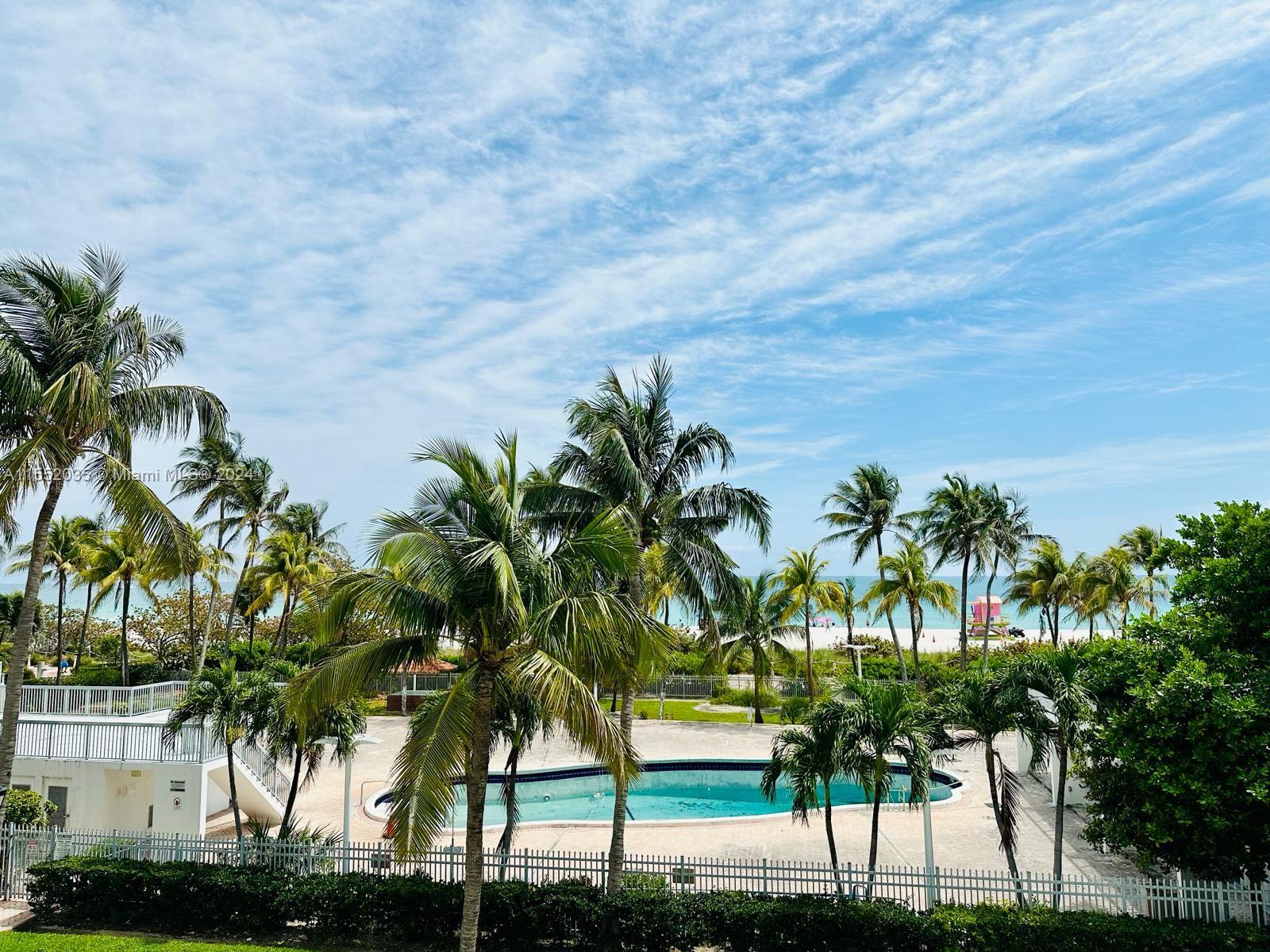 2655 Collins Ave 410, Miami Beach, Florida 33140, 2 Bedrooms Bedrooms, ,1 BathroomBathrooms,Residential,For Sale,2655 Collins Ave 410,A11552035