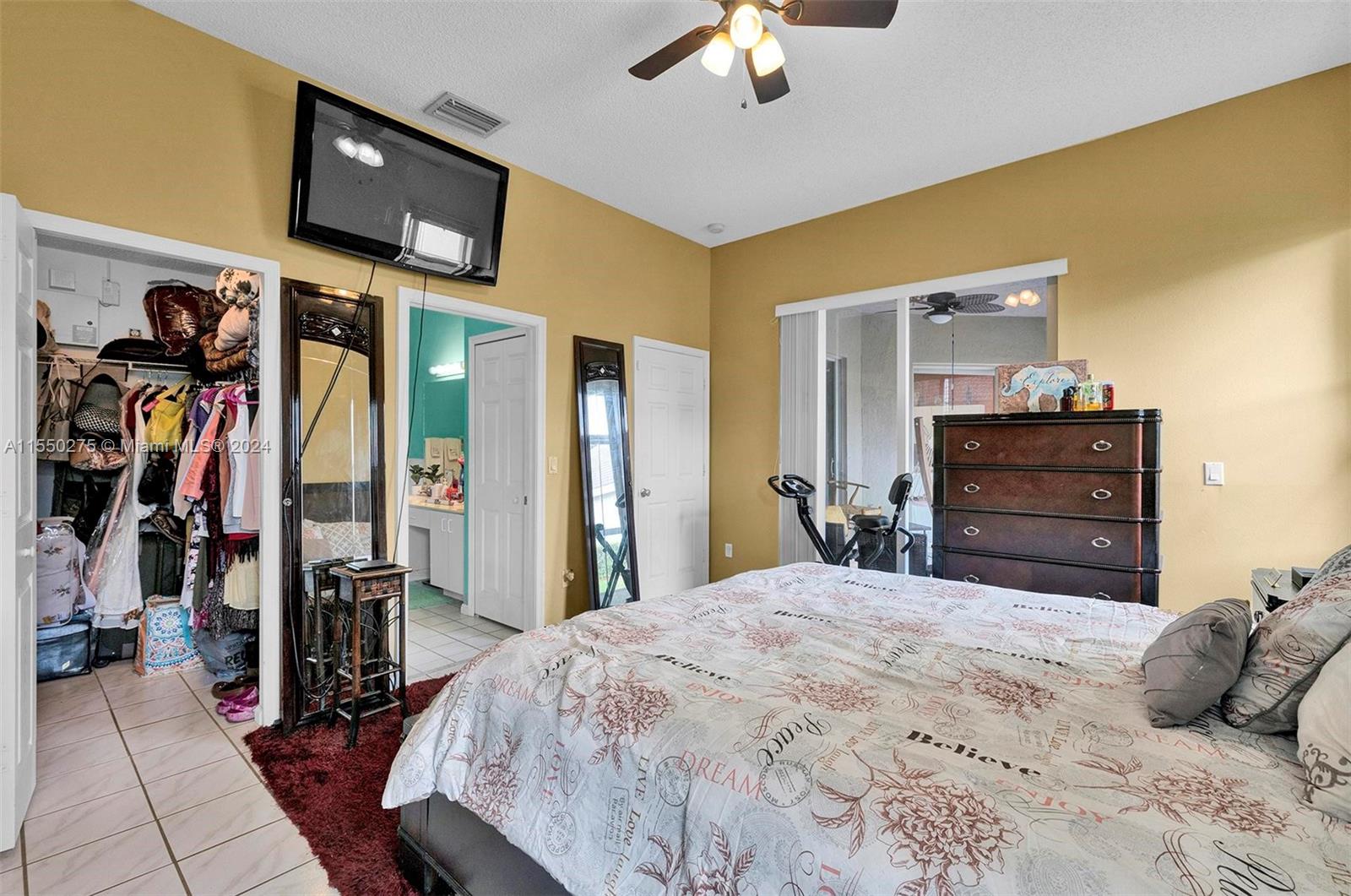 2660 SE 4th Pl, Homestead, Florida 33033, 3 Bedrooms Bedrooms, ,2 BathroomsBathrooms,Residential,For Sale,2660 SE 4th Pl,A11550275