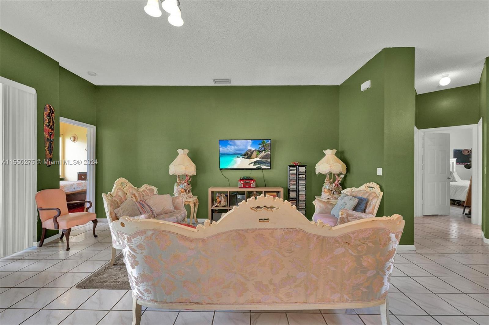 2660 SE 4th Pl, Homestead, Florida 33033, 3 Bedrooms Bedrooms, ,2 BathroomsBathrooms,Residential,For Sale,2660 SE 4th Pl,A11550275