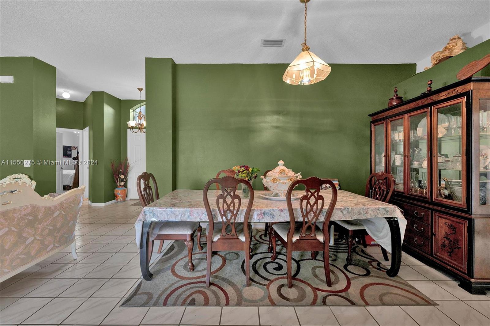 2660 SE 4th Pl, Homestead, Florida 33033, 3 Bedrooms Bedrooms, ,2 BathroomsBathrooms,Residential,For Sale,2660 SE 4th Pl,A11550275