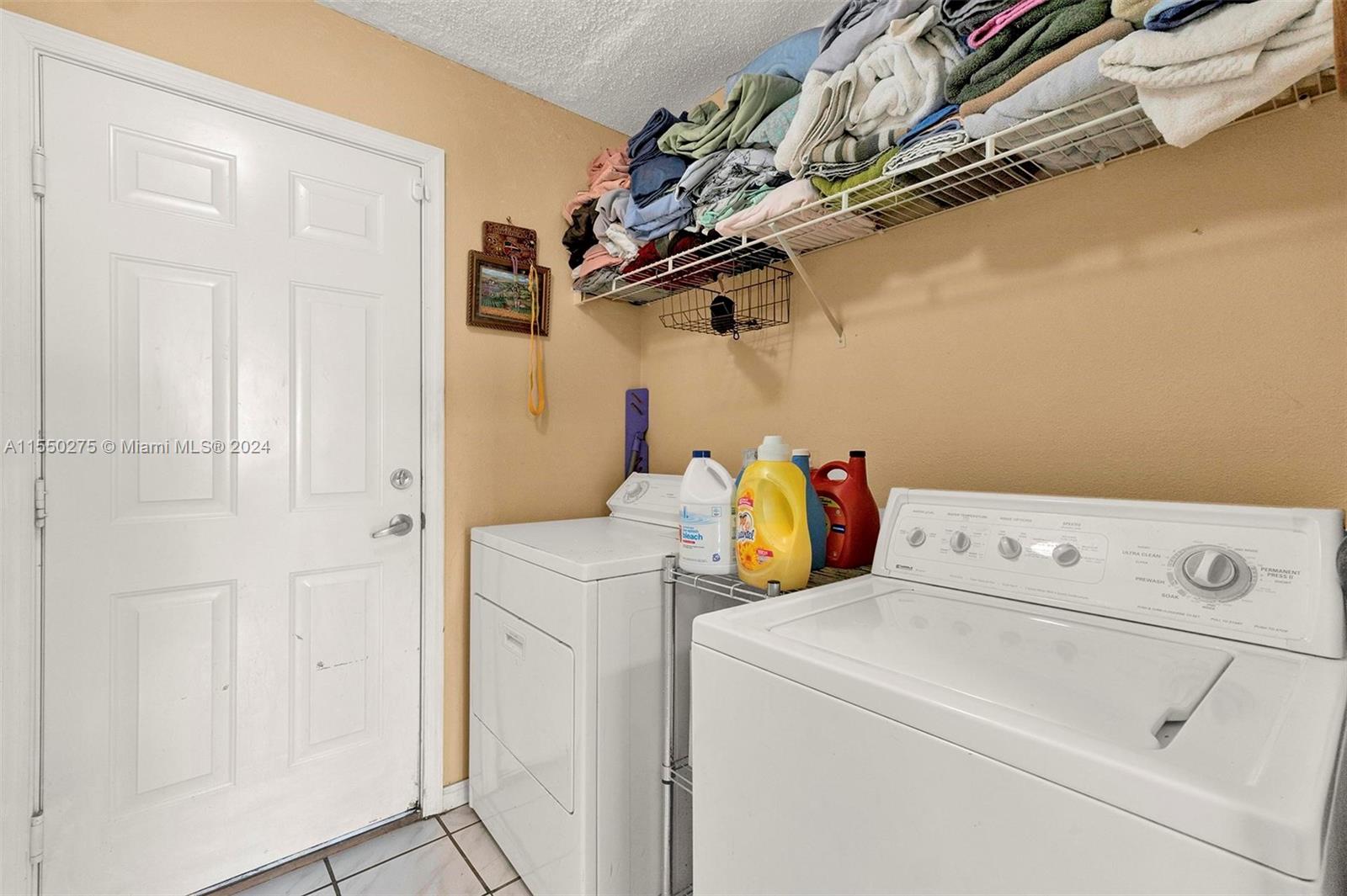 2660 SE 4th Pl, Homestead, Florida 33033, 3 Bedrooms Bedrooms, ,2 BathroomsBathrooms,Residential,For Sale,2660 SE 4th Pl,A11550275