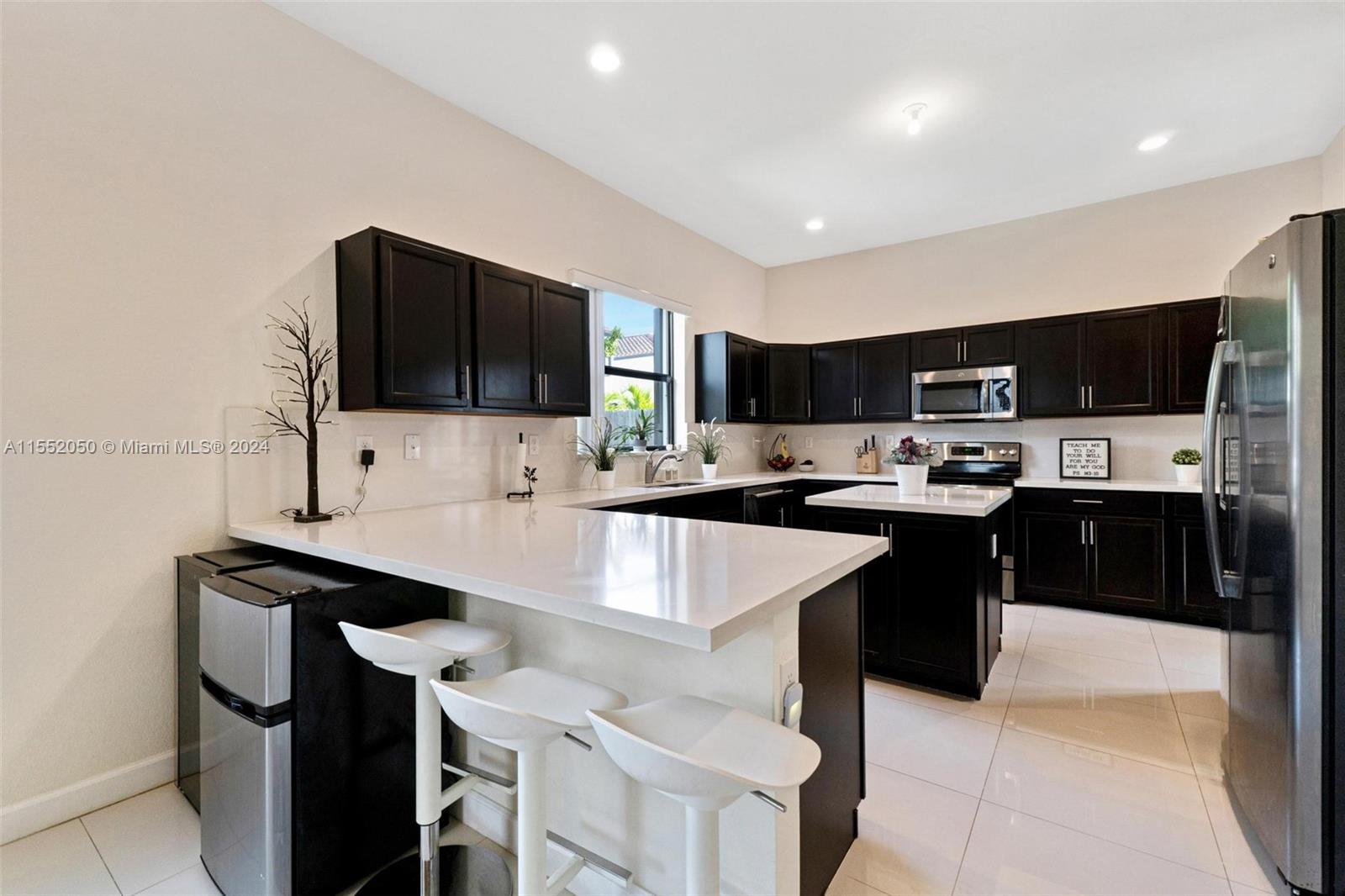 11761 SW 251st St, Homestead, Florida 33032, 4 Bedrooms Bedrooms, ,4 BathroomsBathrooms,Residential,For Sale,11761 SW 251st St,A11552050