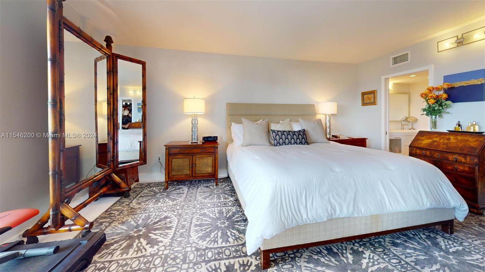 3625 N Country Club Dr 2606, Aventura, Florida 33180, 2 Bedrooms Bedrooms, ,2 BathroomsBathrooms,Residential,For Sale,3625 N Country Club Dr 2606,A11546200